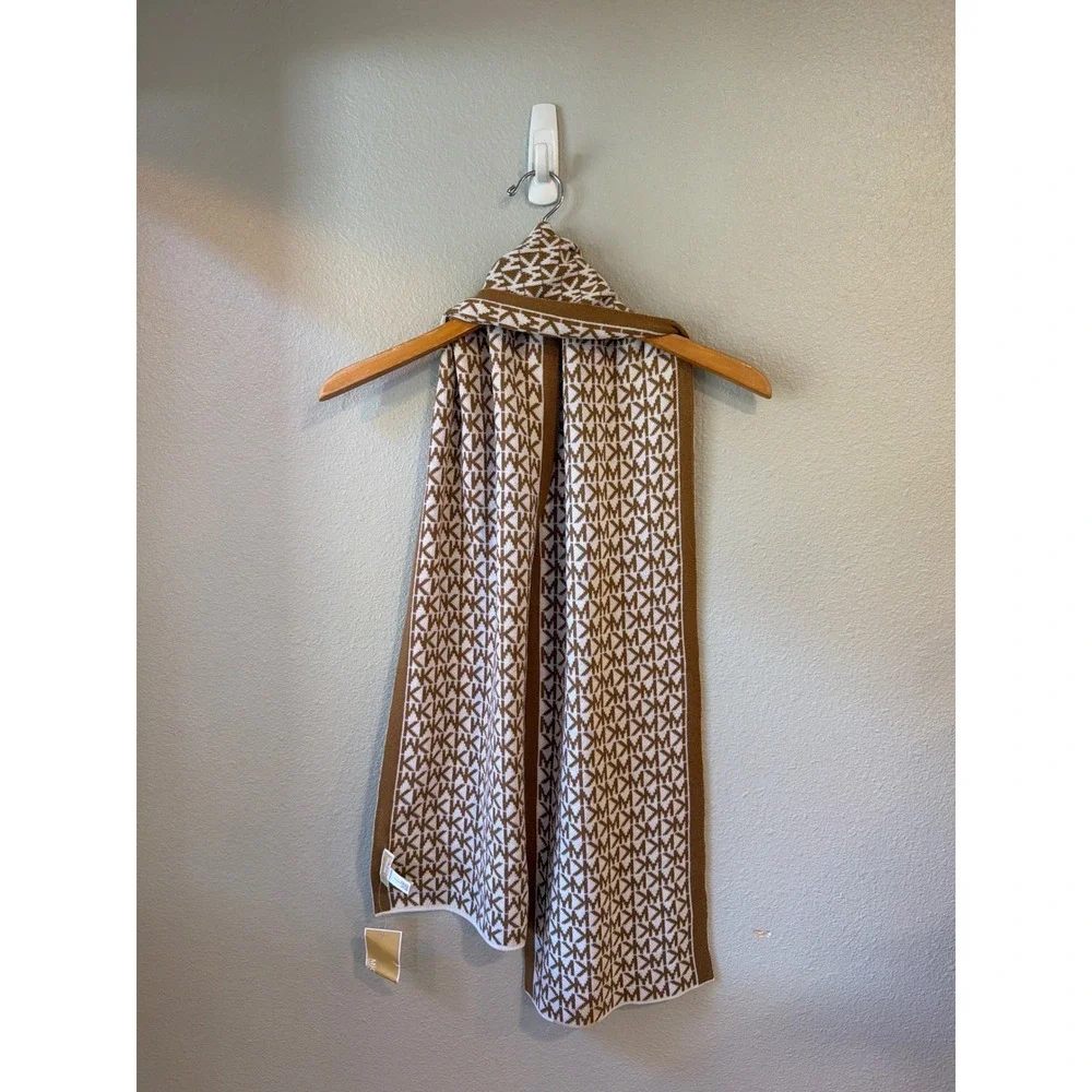 Michael Kors Scarf Womens OS Dark Camel Cream Monogram Knit Logo Winter Fall
